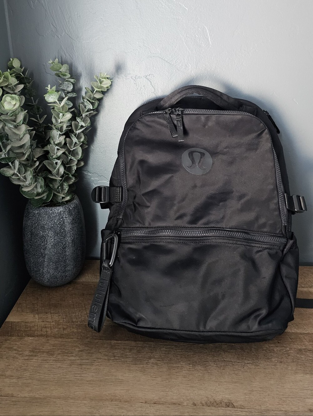 Lululemon Backpack - Picture 9 of 9